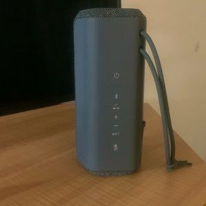 Handheld Portable Bluetooth Wireless Speaker